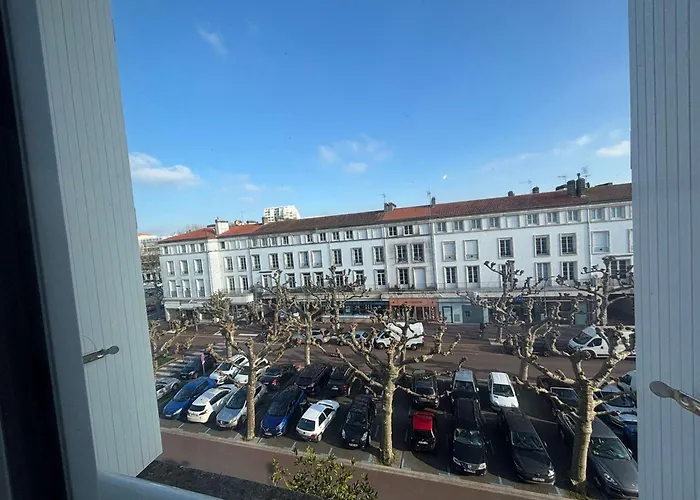 Apartament T3 Lumineux Au Centre De Royan, A 500m De La - Fr-1-494-222 Royan