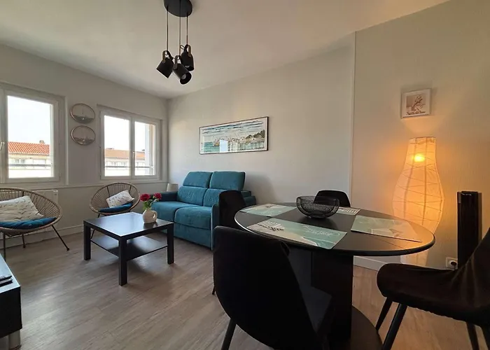T3 Lumineux Au Centre De Royan, A 500m De La - Fr-1-494-222 Apartament Royan